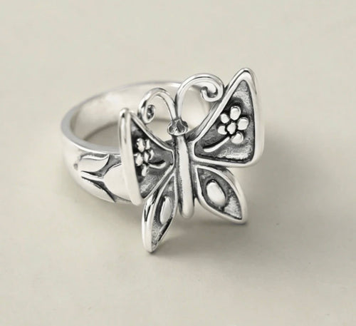 Mariposa Ring